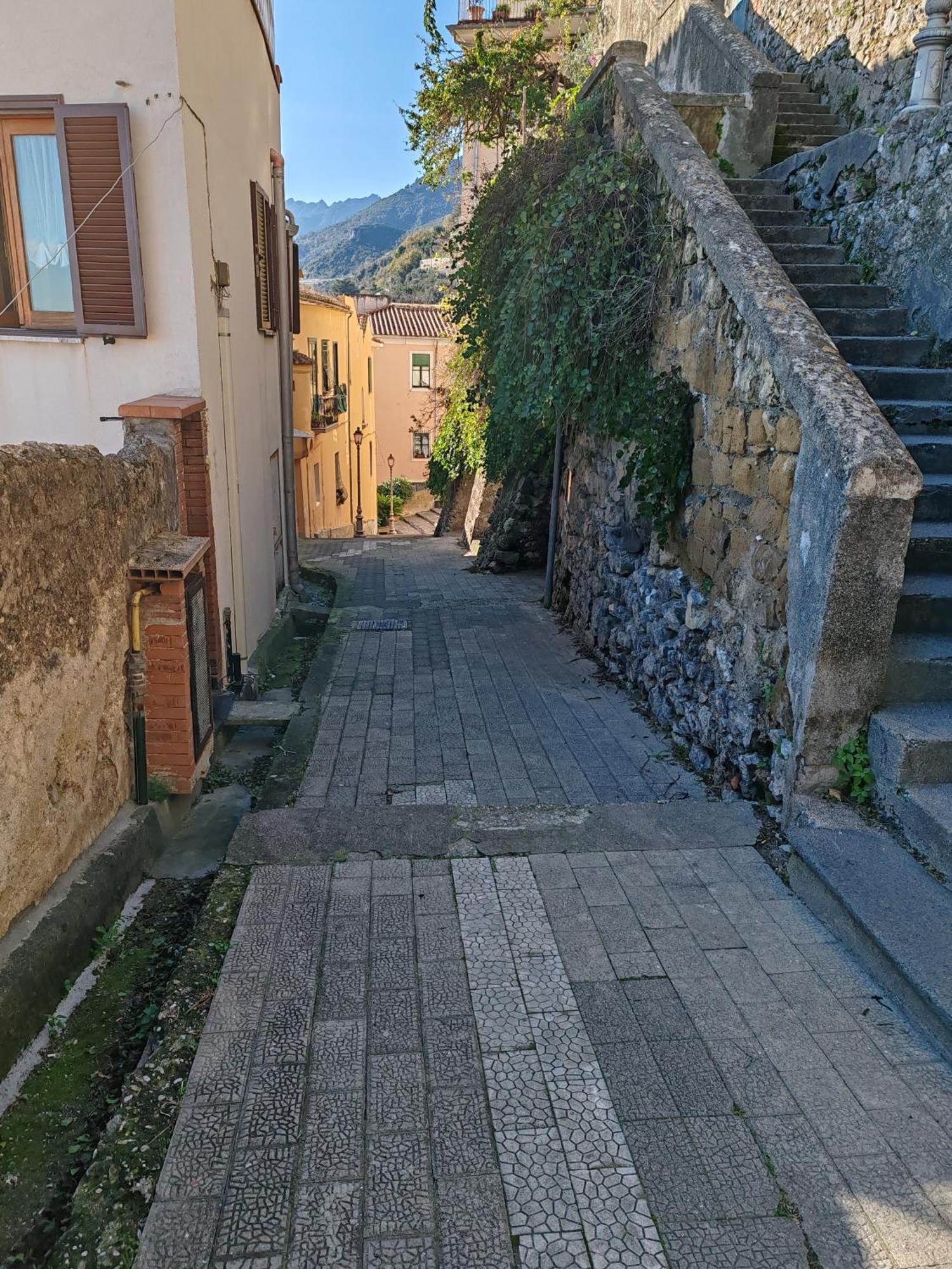 Smart House Ingresso Indipendente- Amalfi Coast Daire Salerno Dış mekan fotoğraf