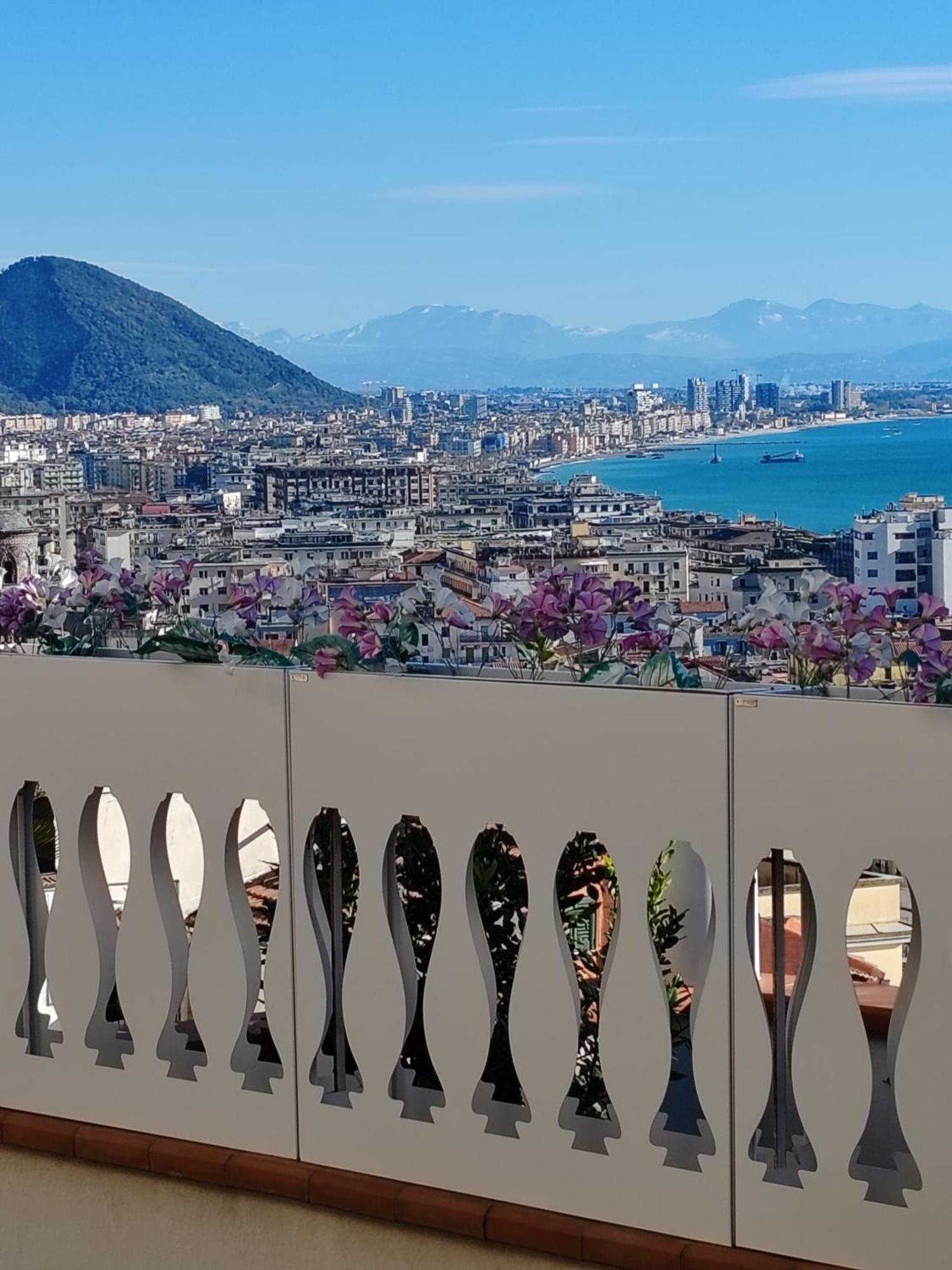 Smart House Ingresso Indipendente- Amalfi Coast Daire Salerno Dış mekan fotoğraf